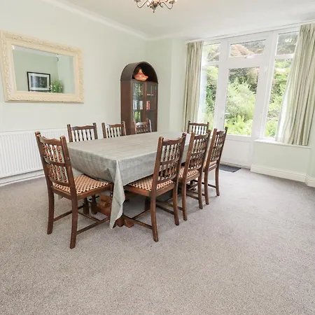 Miyanli Bowness-on-Windermere